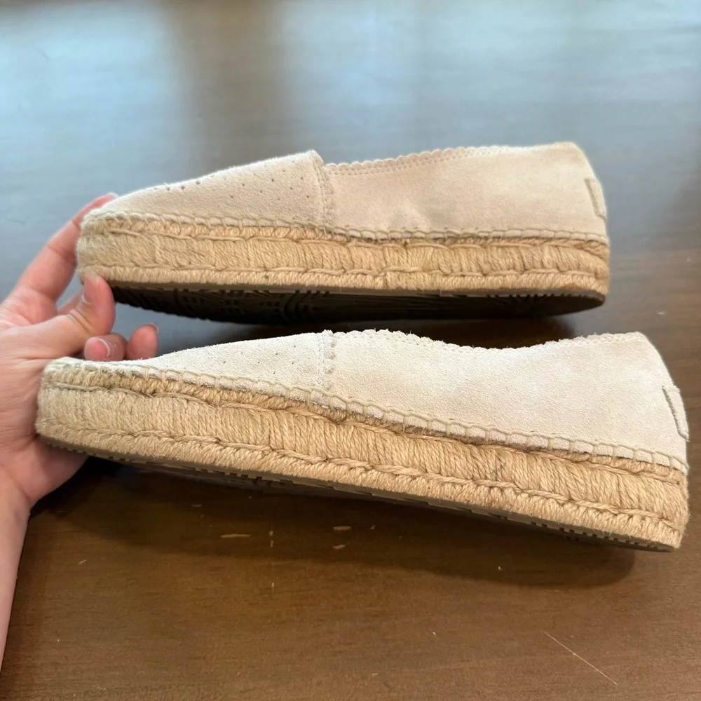 Ugg Heidi Perforated Suede Espadrille Loafers Beige Cream Womens Size 7.5